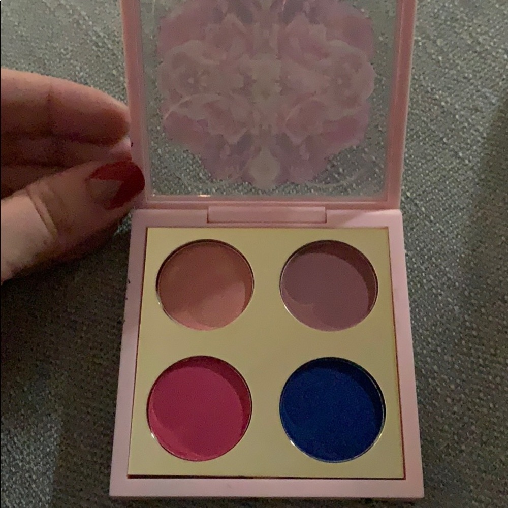 Makeup bag - Picture 5 of 8